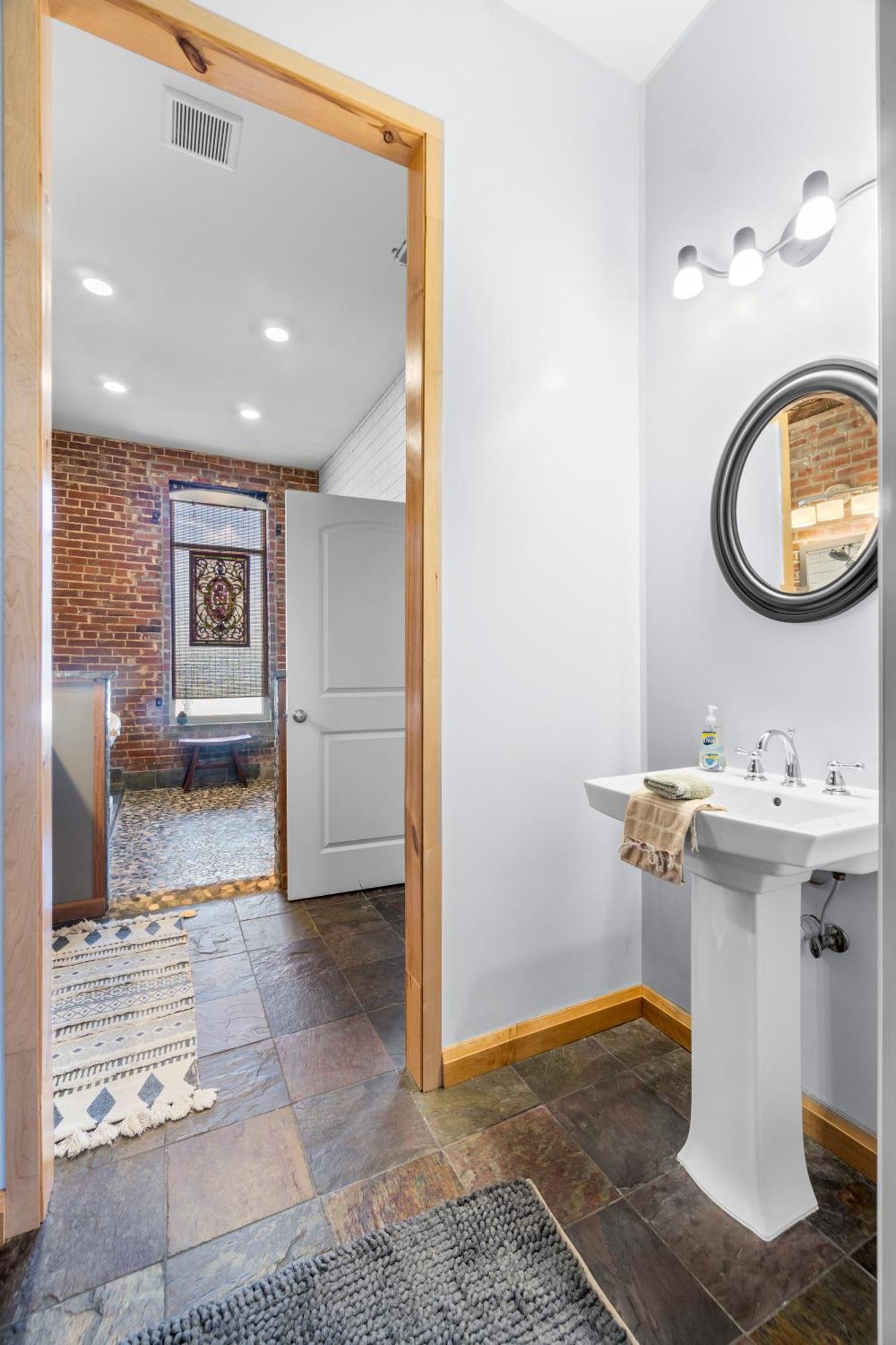 Downtown Loft Amazing Bath Tub & Shower #9 Perryville Zewnętrze zdjęcie